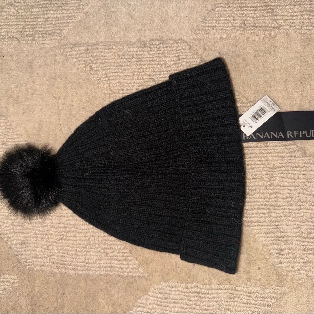 Banana Republic Beanie with tags